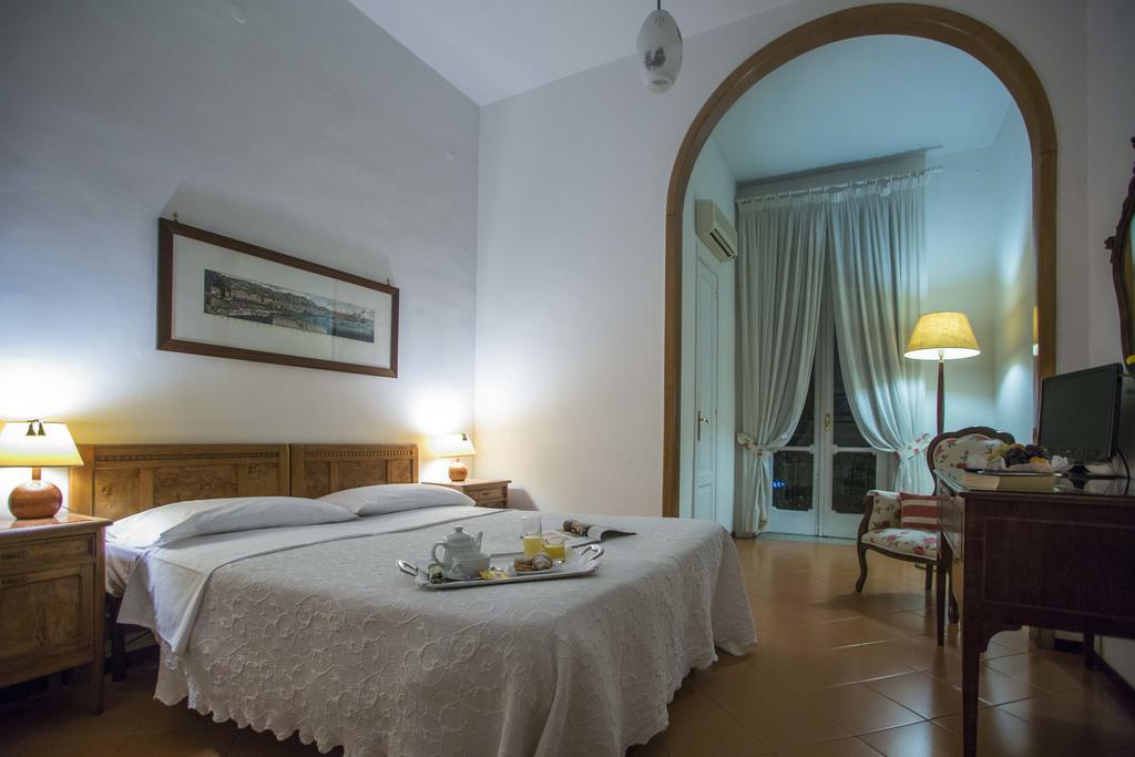 Hotel Victoria Maiorino Cava deʼ Tirreni Dış mekan fotoğraf